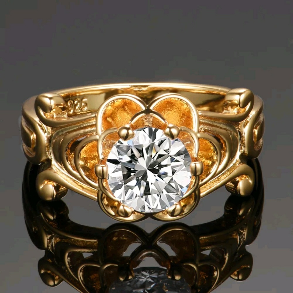 NEW unique gold plated ring